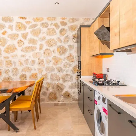 Seaview 1 Bedroom - 8730 *